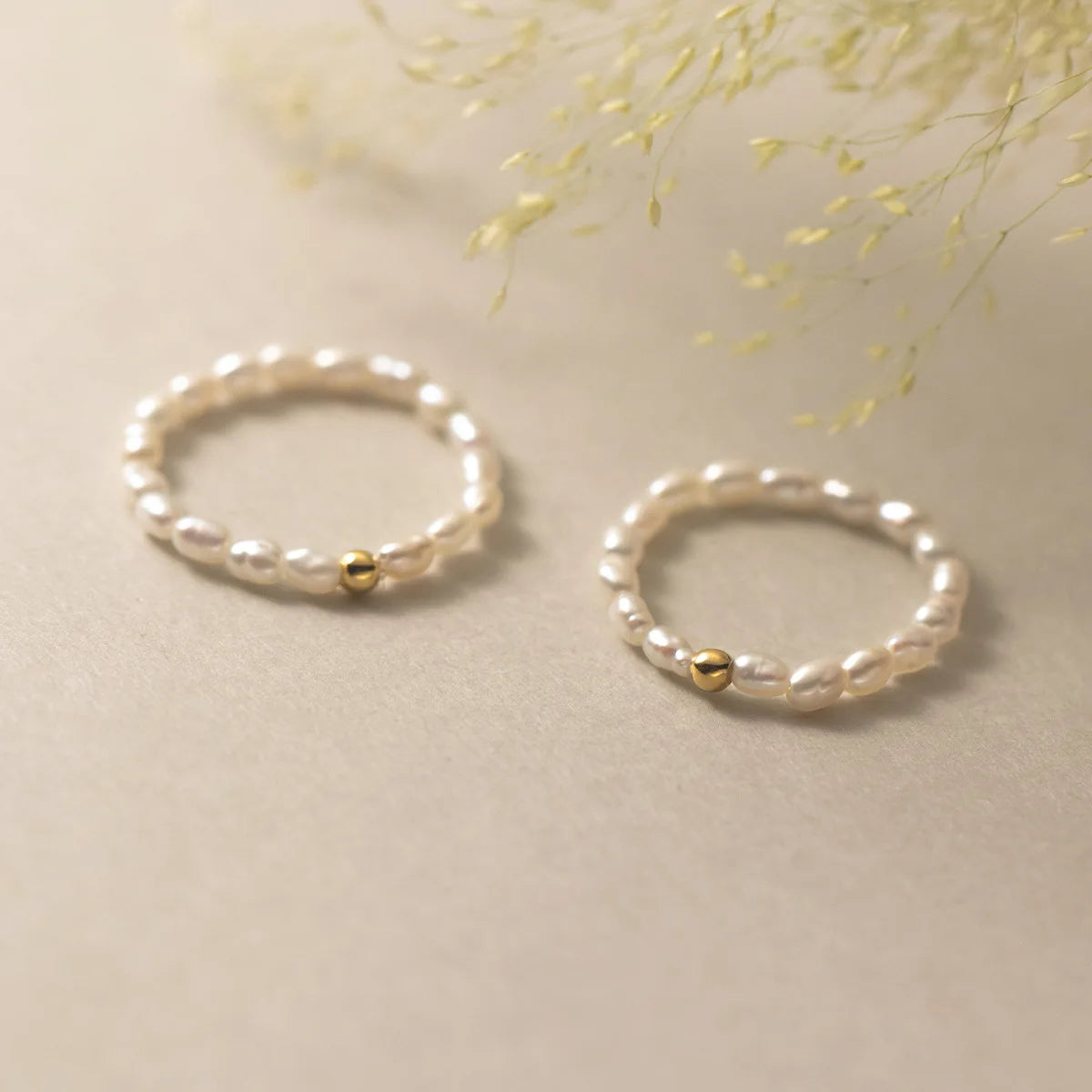 3-4mm Natural Freshwater Pearls Elastic Ring Mini Rice Shape Beads Silver Fashion Jewelry Hot Style for Women