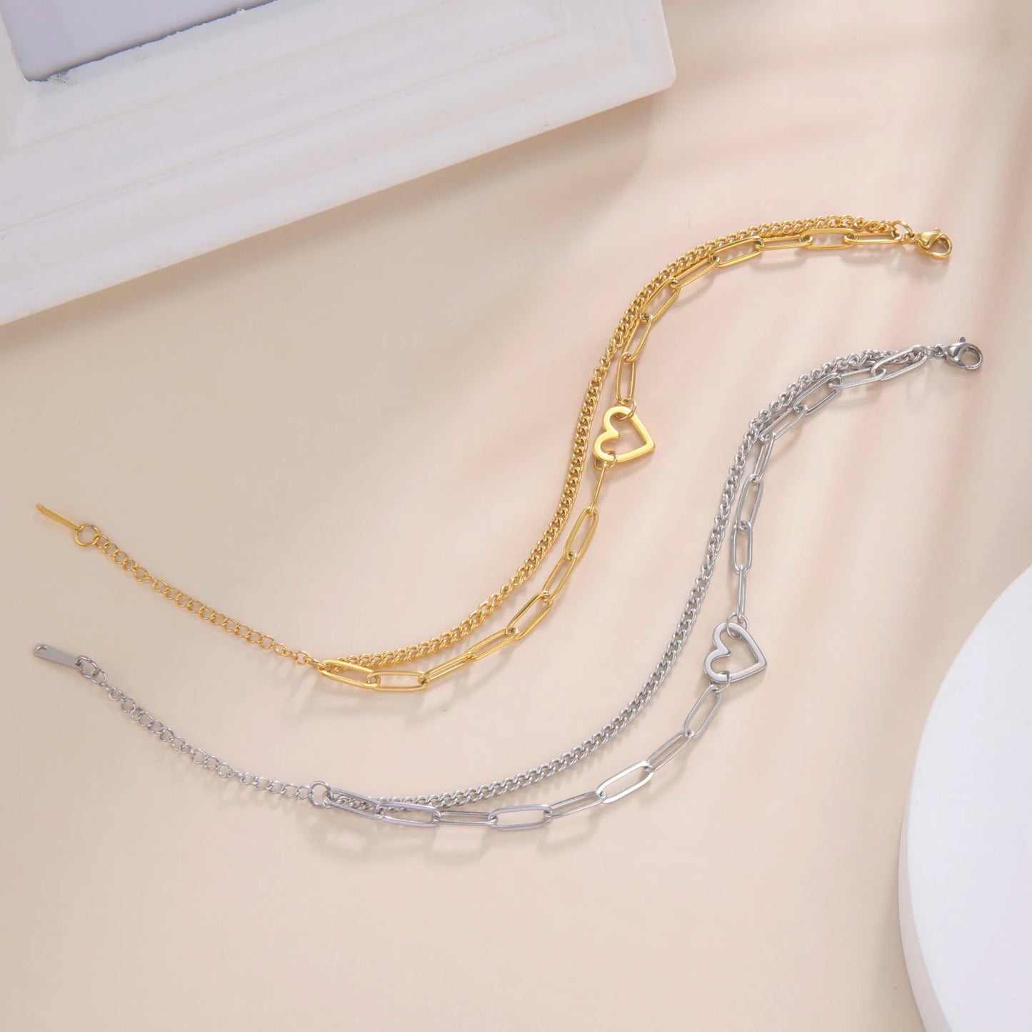 Skyrim Heart Charm Bracelet Women Stainless Steel Double Layer Paperclip Chain Bracelets Jewelry Valentine's Day Gift for Lover