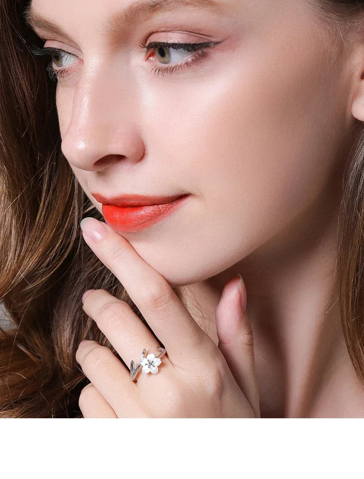 Thaya White Cherry Blossom Silver Rings s925 Silver Natural Pearl Shell Flower Rings for Women Elegant Ladies Jewelry For Couple